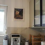 Emmas With Private Parking And Balcony 公寓 *