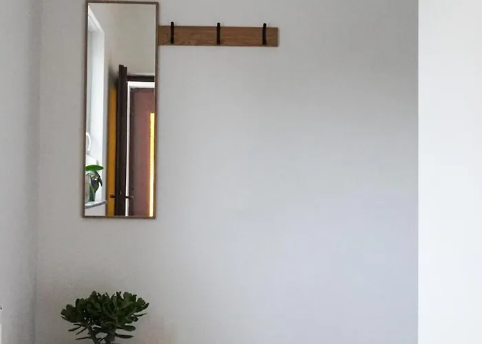 Emmas With Private Parking And Balcony Lublana